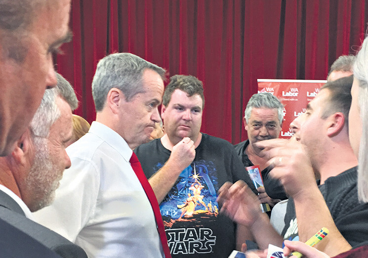 Shorten wows Armadale crowd