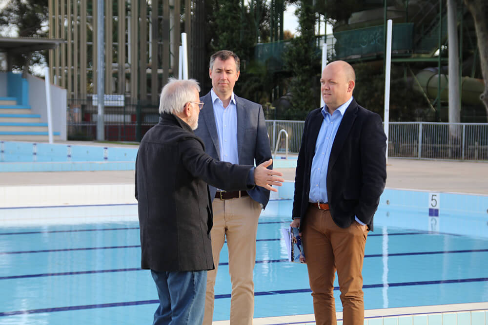 Libs promise $10m for indoor pools