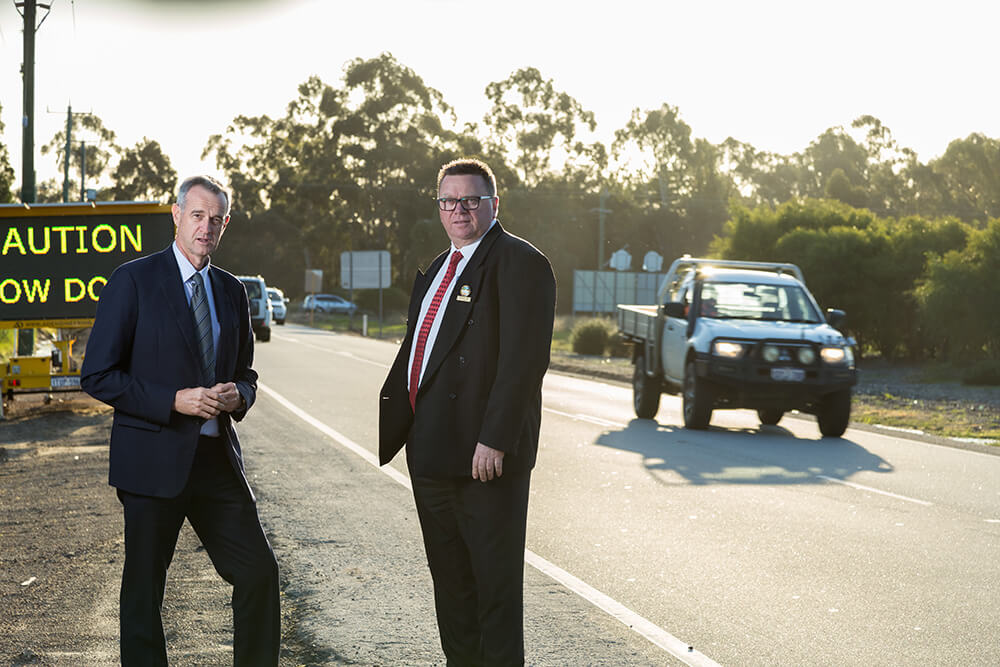 Warnings for motorists to drive better near intersection