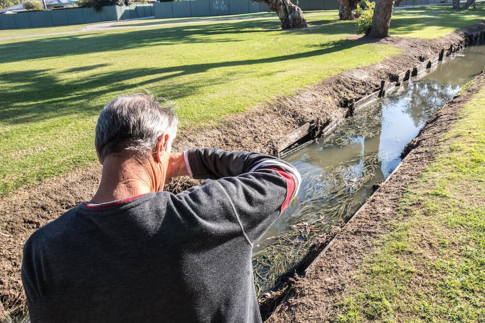 Resident’s anger over drain stench