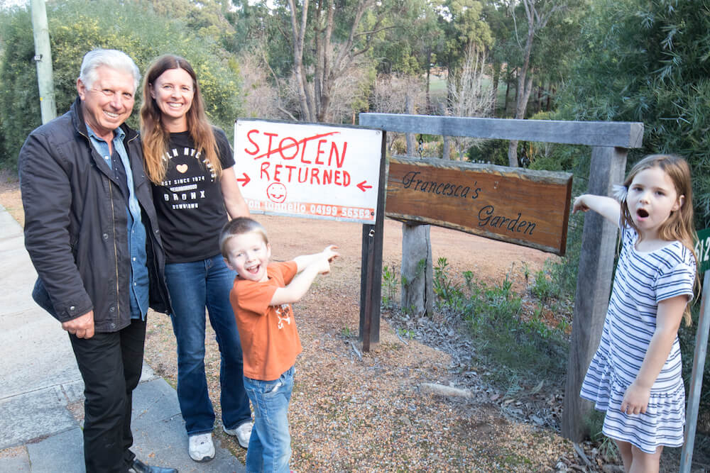 Sign thief thinks again