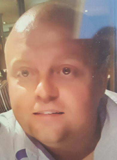 Police seek missing Oakford man