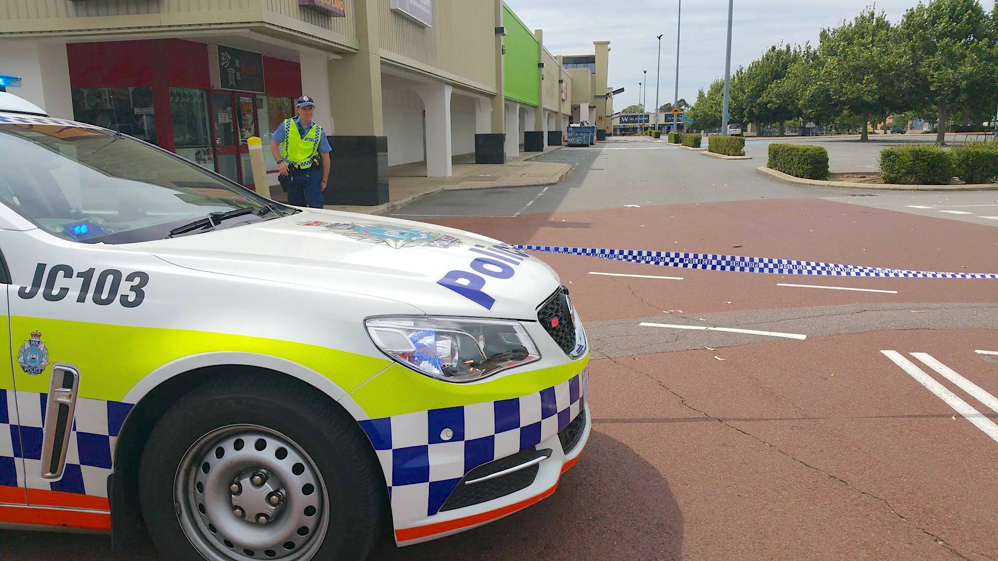 DFES, police called to Bentley shopping centre fire
