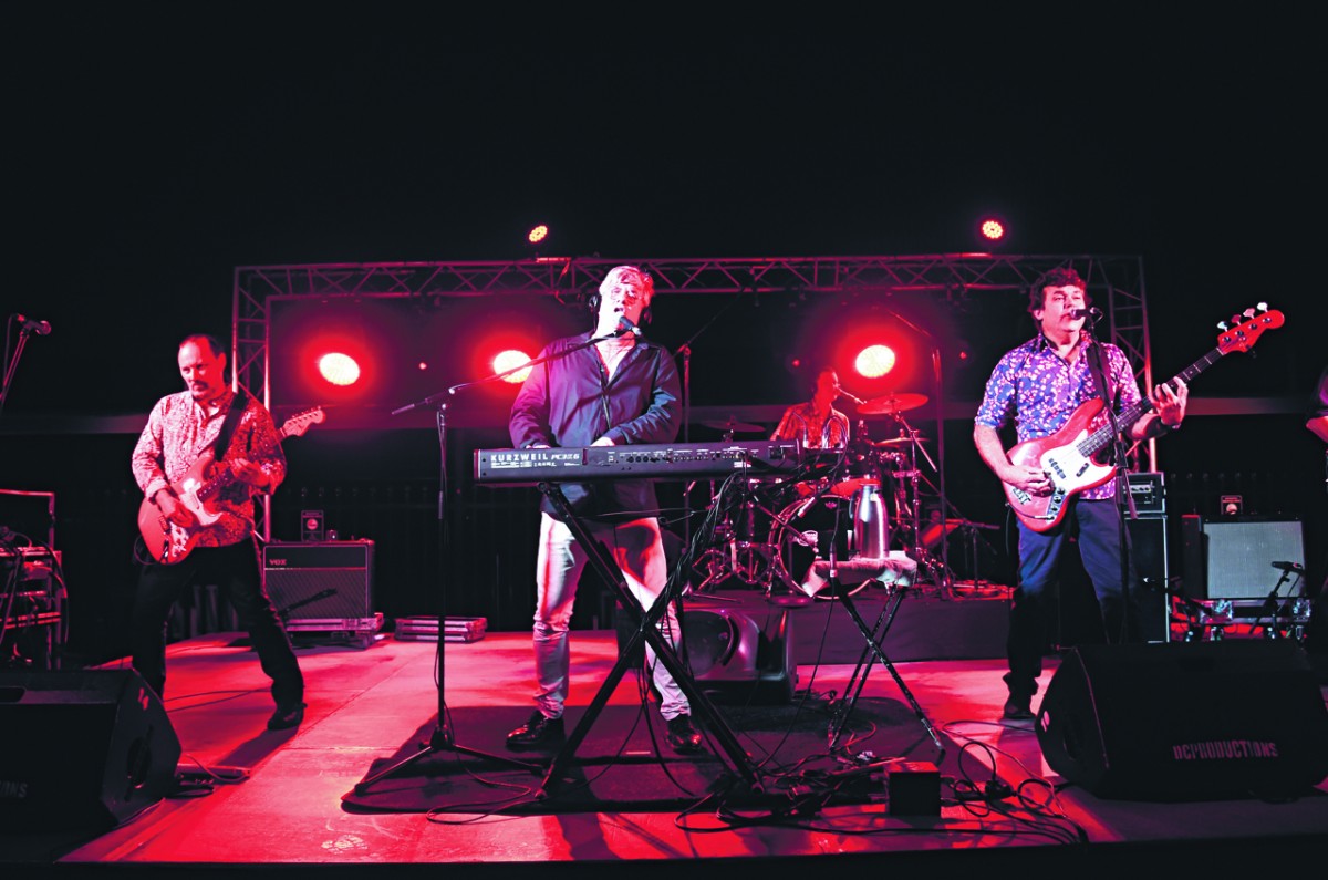 Byford goes Mental As Anything
