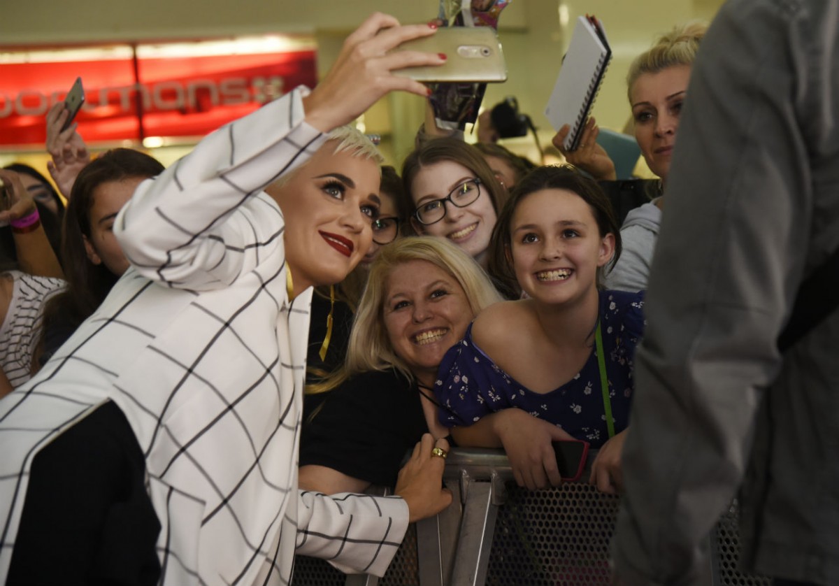 Katy Perry’s whirlwind Carousel stop