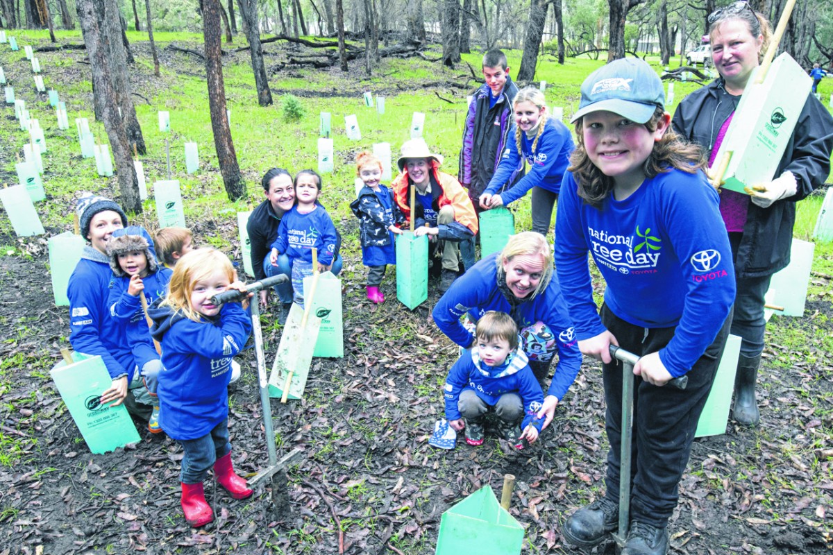 Young green thumbs pitch in