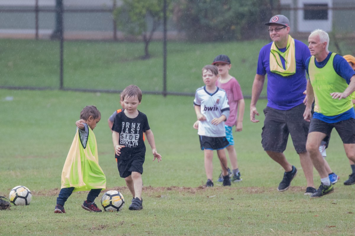 Former Perth Glory star shows Dads, kids how it’s done