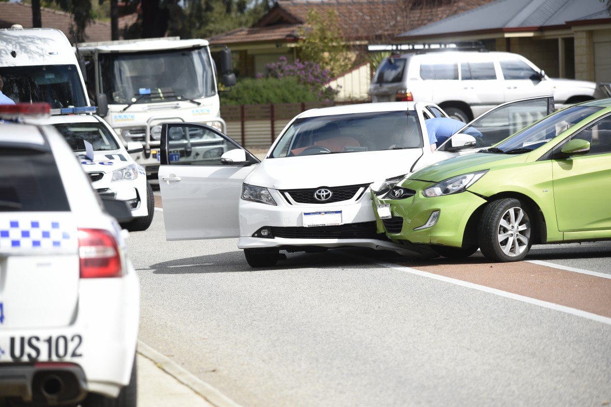 Undercover police car damaged in evade police incident