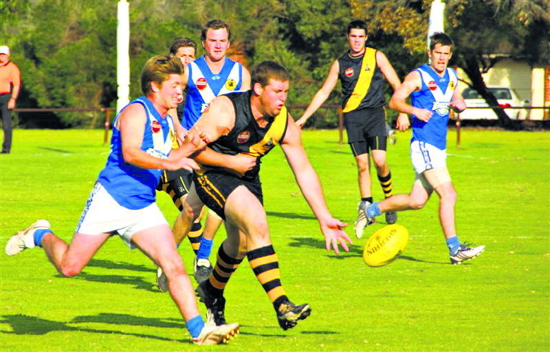 Smith admitted as life member of club