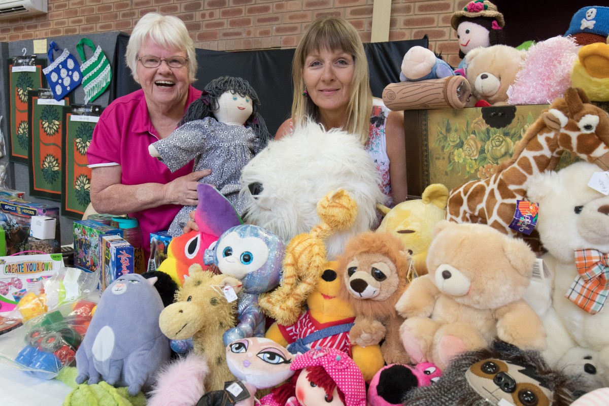 Salvos raise $3500 for those doing it tough