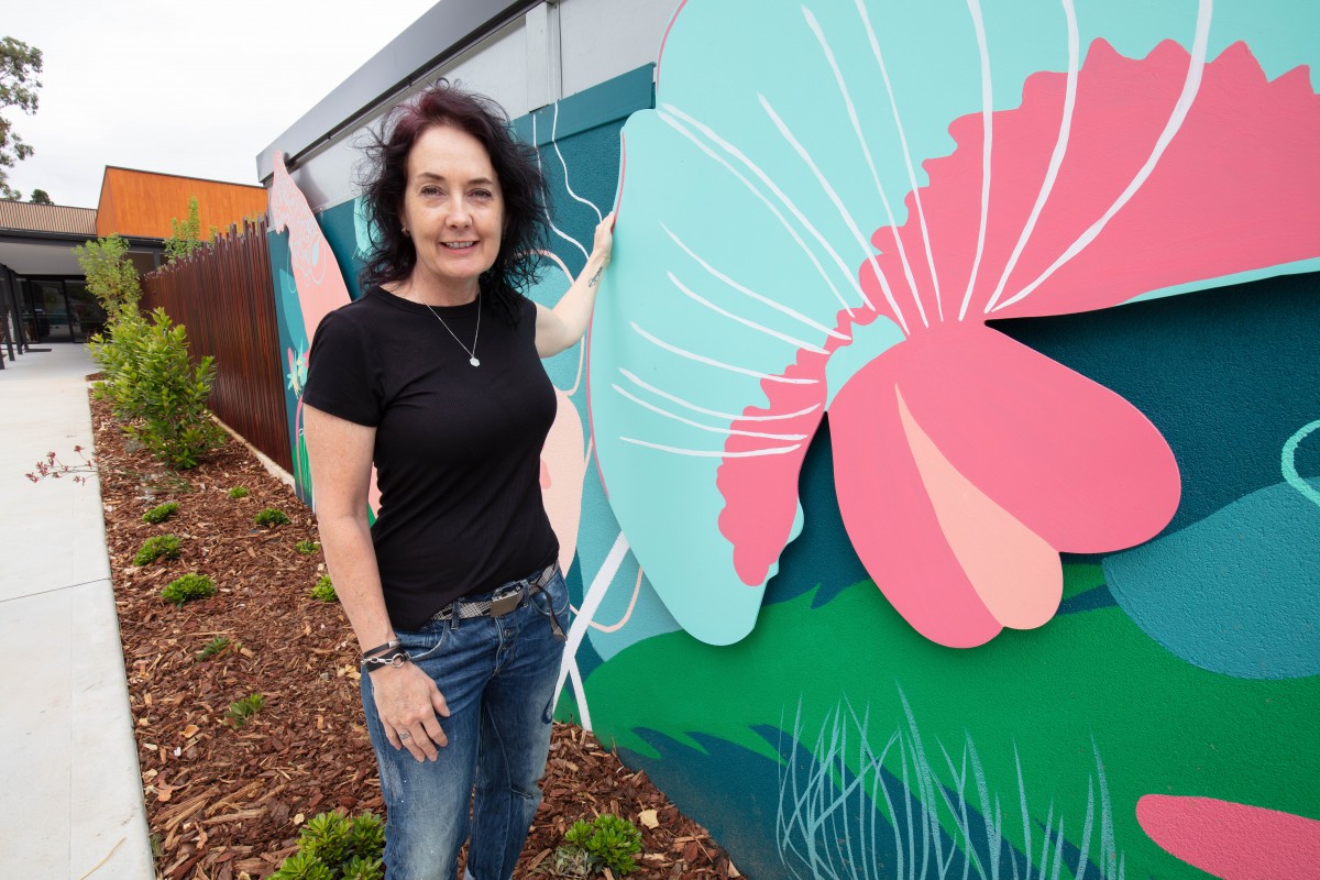 Murals bring life to local business