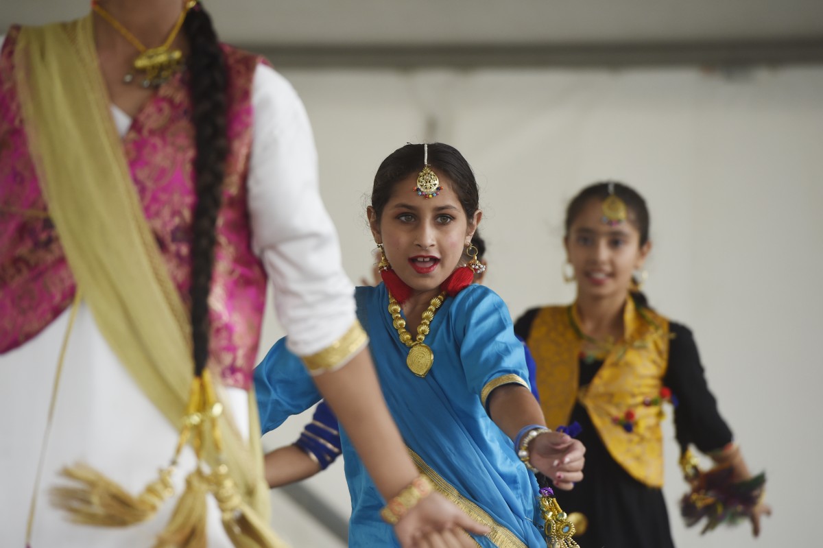 Crowd pay their respects to downed WWII pilot