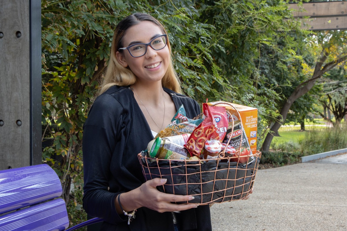 Evelyn helps those in need