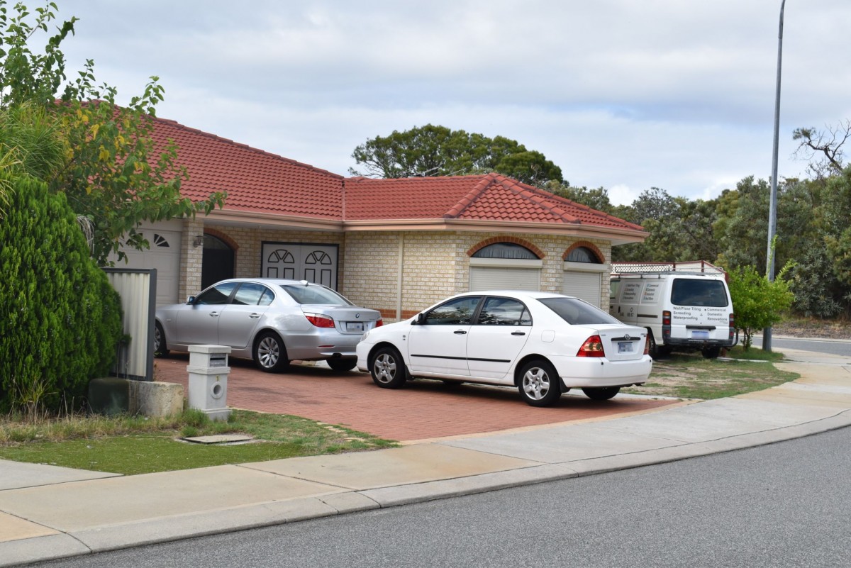 Pregnant woman stabbed in Huntingdale assault