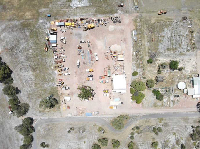 Couple fight for Oldbury