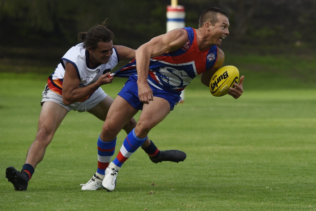 Cousins key to Queens Park triumph