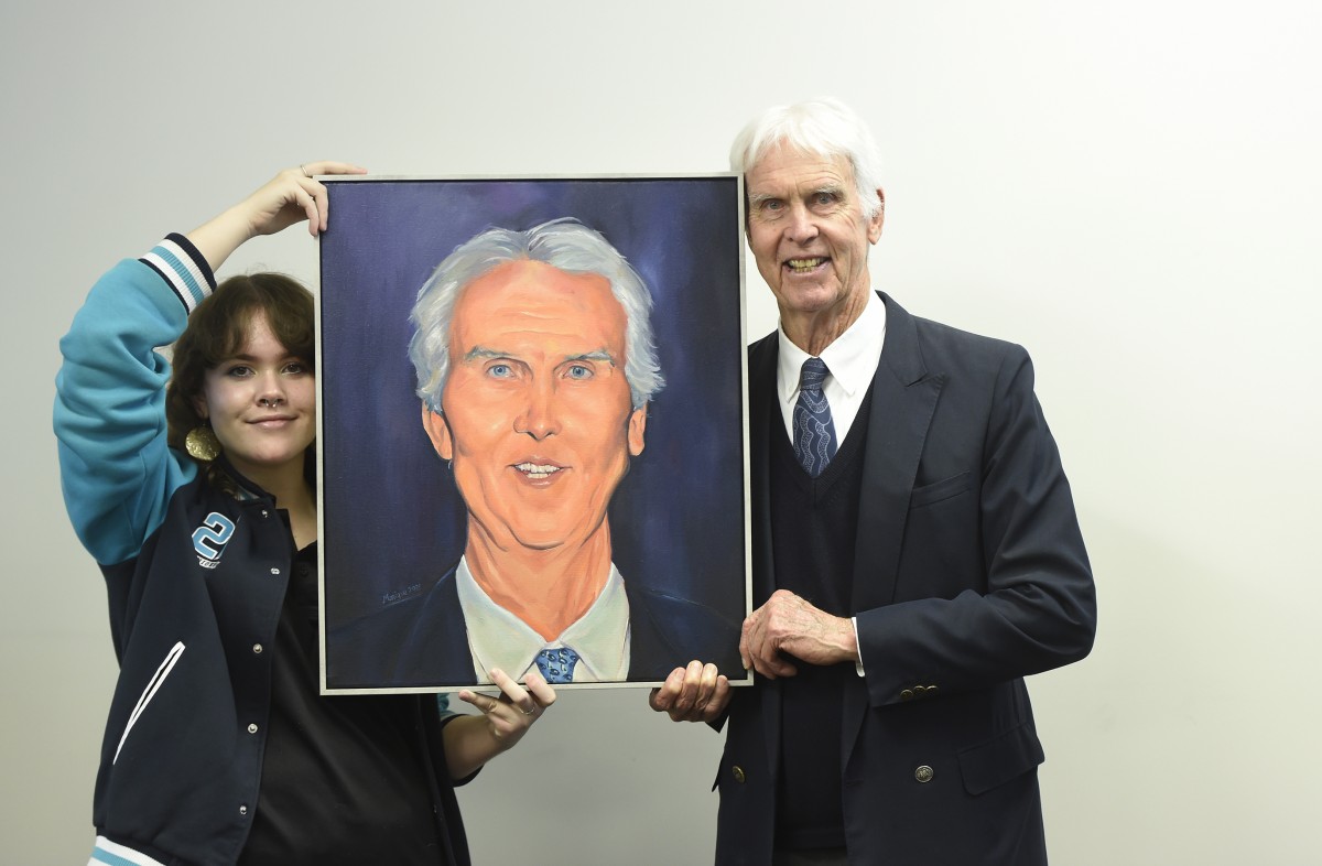 Monique’s tribute to cricket legend