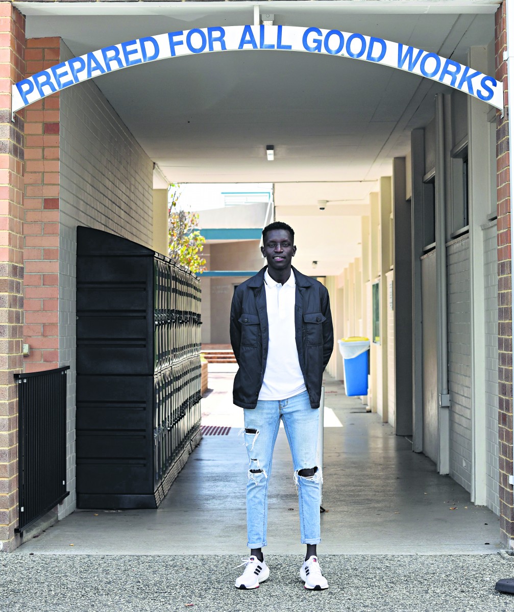 Peter Bol makes his old school proud